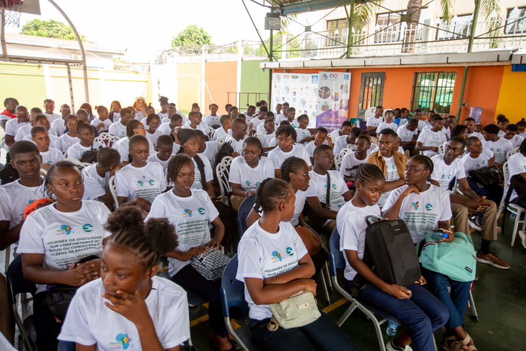 FAE Meet #003 Sensibilisation des lycéens au Bassin du Congo par le Prof IFO (3)